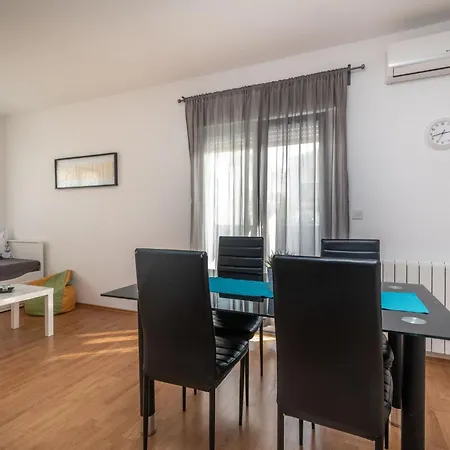公寓 Superior-apartment Mit Einem Schlafzimmer In Strandnaehe By Interhome
