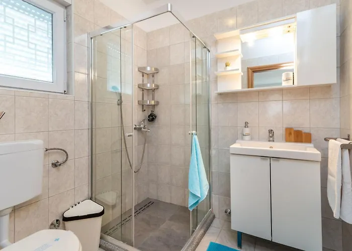 Superior-apartment Mit Einem Schlafzimmer In Strandnaehe By Interhome