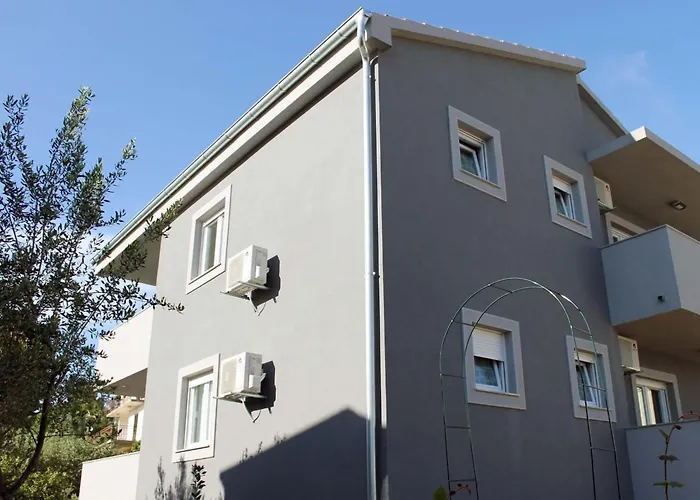 Superior-apartment Mit Einem Schlafzimmer In Strandnaehe By Interhome 公寓 特罗吉尔