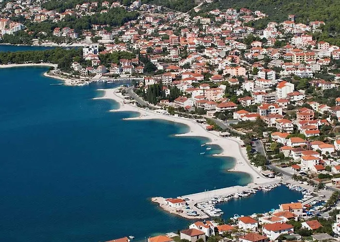 Superior-apartment Mit Einem Schlafzimmer In Strandnaehe By Interhome 公寓